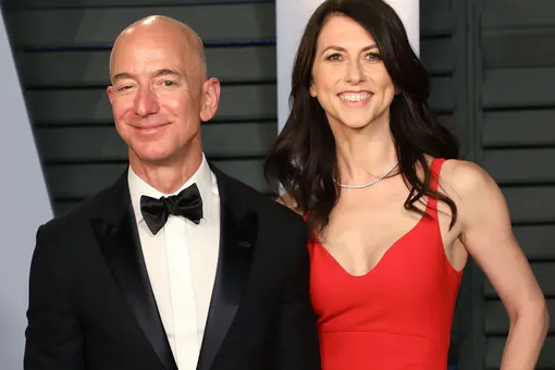 Бывшая жена основателя Amazon (самого богатого человека в мире) отдаст половину состояния на благотворительность