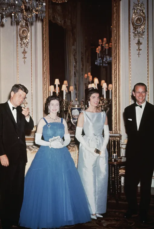 Президент США Джон Ф. Кеннеди и Елизавета II