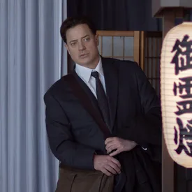 Оскароносный актер Брендан Фрейзер признался, что продолжает бороться с неуверенностью Оскароносный актер Брендан Фрейзер признался, что продолжает бороться с неуверенностью