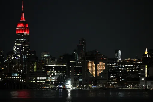 Healthcare workers honored by Empire State BuildingNEW YORK, USA — APRIL 7: Empire State Building lights up like an ambulance to honor emergency healthcare workers responding to the new type of coronavirus (COVID-19) pandemic in New York City, United States on April 7, 2020. (Photo by Tayfun Coskun/Anadolu Agency via Getty Images)