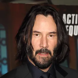 36 лет назад Киану Ривз работал корреспондентом и сделал репортаж о мишках Тедди. Это надо видеть! 36 лет назад Киану Ривз работал корреспондентом и сделал репортаж о мишках Тедди. Это надо видеть!