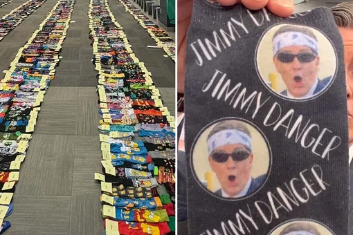 Журналист собрал рекордную коллекцию носков с принтами Журналист собрал рекордную коллекцию носков с принтами