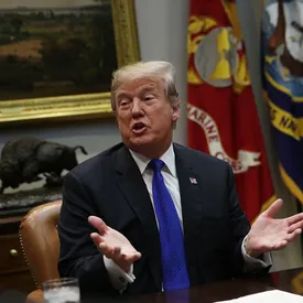 По книге журналиста Вулффа об администрации Трампа снимут сериал По книге журналиста Вулффа об администрации Трампа снимут сериал