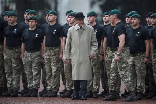 LONDON, ENGLAND — AUGUST 2: Prince Philip, Duke of Edinburgh (C) in his role as Captain General, Royal Marines, makes his final individual public engagement as he attends a parade to mark the finale of the 1664 Global Challenge, on the Buckingham Palace Forecourt on August 2, 2017 in London, England.