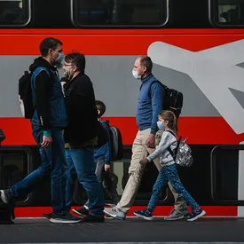 В России за сутки выявили 12 846 новых случаев заражения коронавирусом В России за сутки выявили 12 846 новых случаев заражения коронавирусом