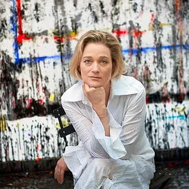 Внебрачная дочь экс-короля Бельгии официально стала принцессой. Она добилась этого через суд