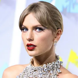 Тейлор Свифт ответила на критику своего нового альбома Life of a Showgirl Тейлор Свифт ответила на критику своего нового альбома Life of a Showgirl