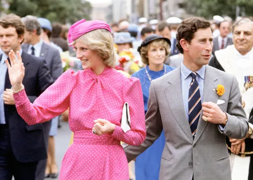 PERTH, AUSTRALIA — APRIL 07: The Prince And Princess Of Wales During A Walkabout In Perth, Australia (Photo by Tim Graham Photo Library via Getty Images)