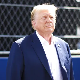 За сутки на аккаунт Дональда Трампа подписались 3 млн пользователей За сутки на аккаунт Дональда Трампа подписались 3 млн пользователей