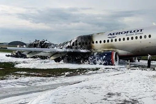 Командир сгоревшего в Шереметьево суперджета не признал вину в гибели людей