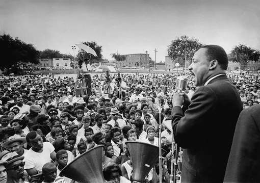 Dr. Martin Luther King, Jr. addresses a crowd. August 4, 1965. Washington Post staff photo by Ellsworth Davis.