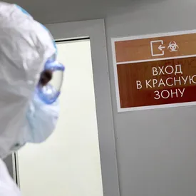 Коронавирус к 4 августа: в России дети пока не смогут получить вакцину, а глава ВОЗ считает, что препарат и вовсе может не появиться