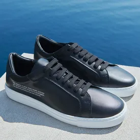 Pangaia выпустили экологичные кроссовки из виноградного жмыха и переработанной резины