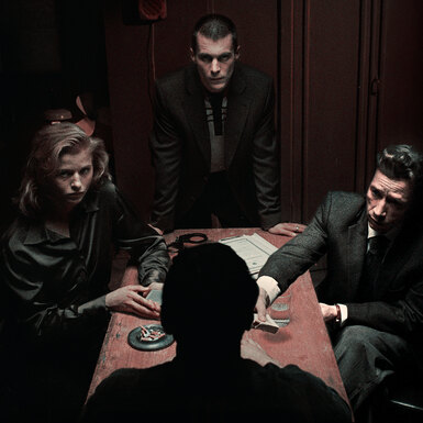 Мгла рассеется: как снимался бэкстейдж сериала «Фишер»