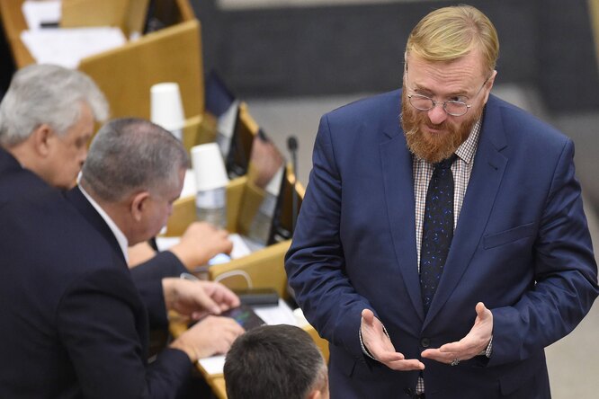 Милонов и еще три депутата от «Единой России» попросили отправить их на службу в зону военной операции Милонов и еще три депутата от «Единой России» попросили отправить их на службу в зону военной операции