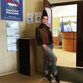 «Она достаточно серьезно отстает»: бывшая солистка группы «Тату» Юлия Волкова предварительно проиграла праймериз «Единой России» в Ивановской области