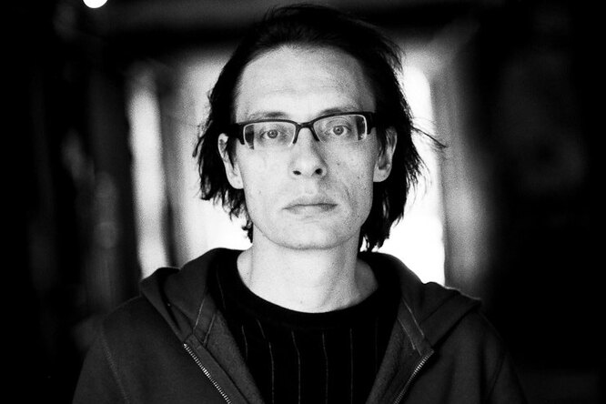 Писатель Андрей Аствацатуров — о талантливых русских авторах, Бродском и о том, каково это — расти в семье филологов Писатель Андрей Аствацатуров — о талантливых русских авторах, Бродском и о том, каково это — расти в семье филологов