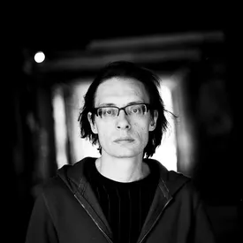 Писатель Андрей Аствацатуров — о талантливых русских авторах, Бродском и о том, каково это — расти в семье филологов Писатель Андрей Аствацатуров — о талантливых русских авторах, Бродском и о том, каково это — расти в семье филологов