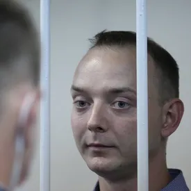 Адвокат Ивана Сафронова рассказал, в чем подозревают задержанного журналиста и советника главы «Роскосмоса» Адвокат Ивана Сафронова рассказал, в чем подозревают задержанного журналиста и советника главы «Роскосмоса»