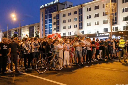 «Обкуренные, пьяных много, с наркотиками»: Лукашенко высказался о протестующих в Минске