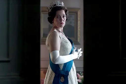 Вышел первый тизер третьего сезона «Короны». Посмотрите на Оливию Колман в роли Елизаветы II