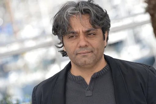 Иранского режиссера Мохаммада Расулофа вызвали для отбывания тюремного заключения. Несколько дней назад он получил главный приз Берлинале