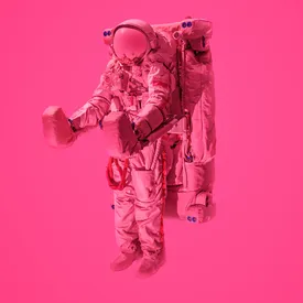 Каталог советского космоса: 16 ключевых предметов из СССР, повлиявших на историю, снятые в стиле поп-ап Каталог советского космоса: 16 ключевых предметов из СССР, повлиявших на историю, снятые в стиле поп-ап