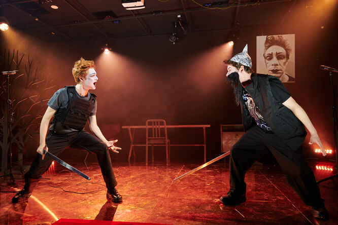 моссовета. анонс актеров на спектакль. спектакль одного актера. спектакль для детей. театр чехова примадонны.