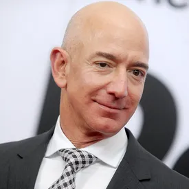 Джефф Безос продал акции Amazon на $2 млрд — это примерно 1% от его акций Джефф Безос продал акции Amazon на $2 млрд — это примерно 1% от его акций