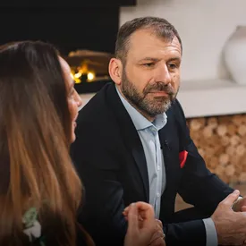 Бизнесмен Игорь Рыбаков выкупил права на альбом Гуфа «Город дорог», чтобы удалить его