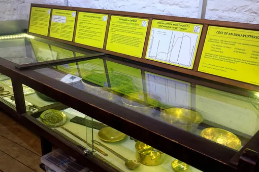 Воры украли более 600 артефактов из Бристольского музея