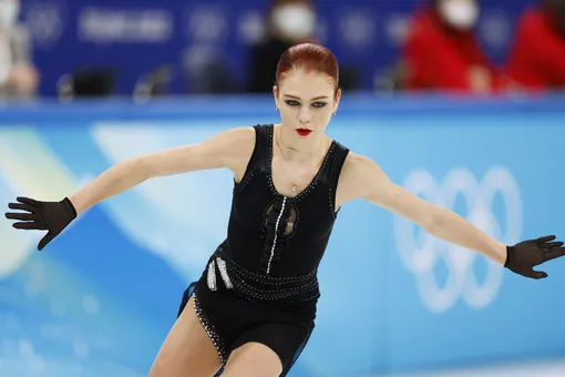 «Я ненавижу этот спорт!» Фигуристка Александра Трусова не сдержала эмоций после того, как взяла серебро на Олимпиаде