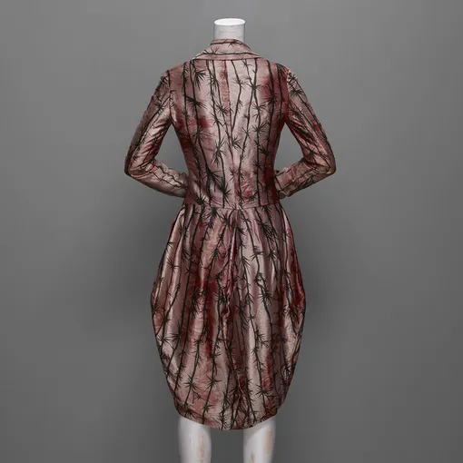 Платье из коллекции «Джек-Потрошитель выслеживает своих жертв»