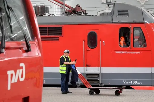 Из Йошкар-Олы запустили поезда в Нижний Новгород и Петербург. Об этом Путина просили на пресс-конференции