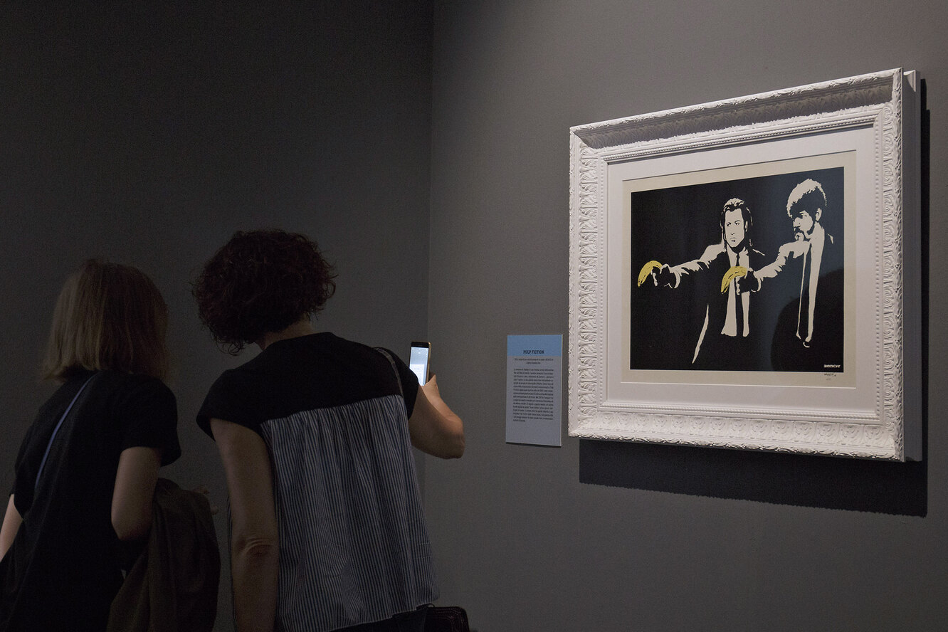 Бэнкси повесил картину в музее