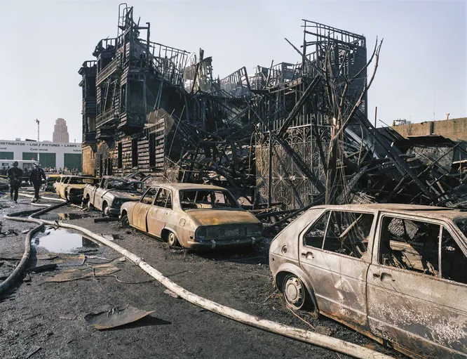 Руины дома после пожара на Халлам-стрит, 1981 год