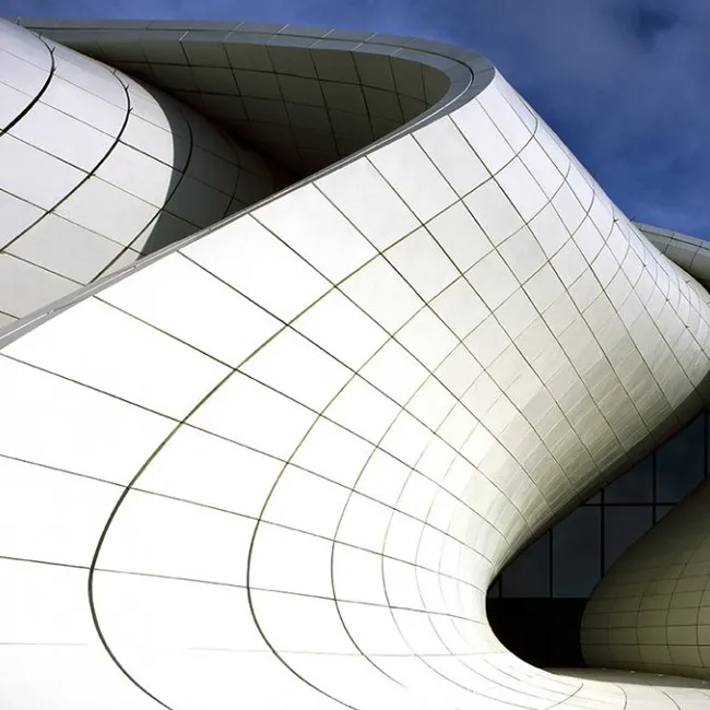 5 самых дорогих проектов Захи Хадид