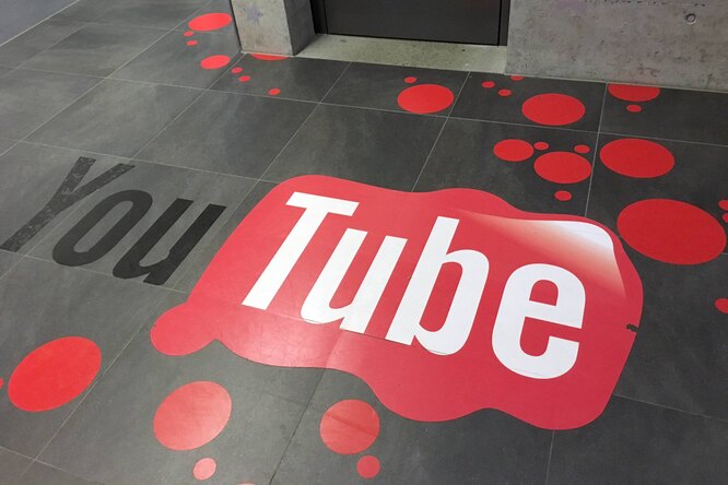 YouTube обяжет авторов маркировать созданный с помощью ИИ контент YouTube обяжет авторов маркировать созданный с помощью ИИ контент