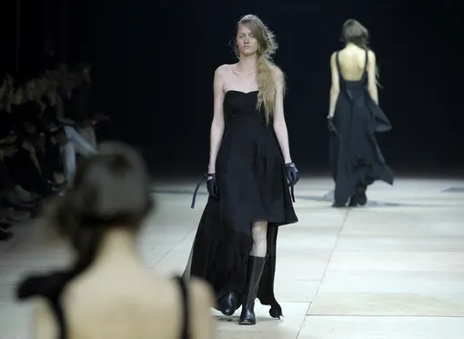 Показ Yohji Yamamoto в Пекине, 2008