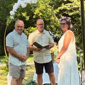 В США супруги спустя 50 лет узнали, что их брак не был оформлен официально. Они сыграли свадьбу еще раз и узаконили свои отношения