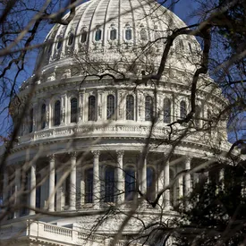 Правительство США приостановило работу впервые за 7 лет Правительство США приостановило работу впервые за 7 лет