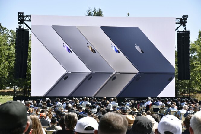 Bloomberg: Apple представит MacBook Pro с сенсорным экраном в 2025 году