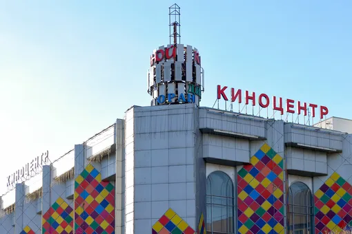 В Москве закрылся киноцентр «Соловей». На последнем сеансе одна из зрительниц приковала себя наручниками к креслу