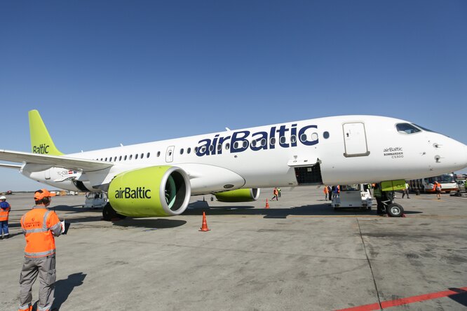 Латвийская airBaltic отказалась от полетов над Беларусью после вынужденной посадки рейса Ryanair в Минске Латвийская airBaltic отказалась от полетов над Беларусью после вынужденной посадки рейса Ryanair в Минске