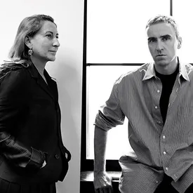 Первую коллекцию Рафа Симонса для Prada покажут в онлайн-формате Первую коллекцию Рафа Симонса для Prada покажут в онлайн-формате