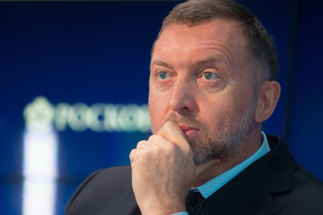 Агенты ФБР пришли с обыском в дом Олега Дерипаски в Вашингтоне Агенты ФБР пришли с обыском в дом Олега Дерипаски в Вашингтоне