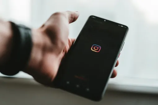 Instagram* потратит $10 миллионов на борьбу с расизмом