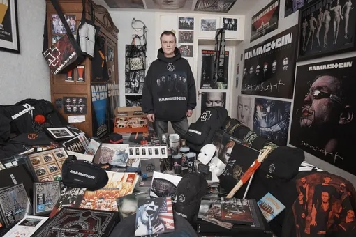 Balenciaga сделали коллаборацию с Rammstein — это коллекция мерча Balenciaga сделали коллаборацию с Rammstein — это коллекция мерча