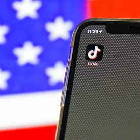 Власти США объявили о введении запрета на скачивание TikTok и WeChat Власти США объявили о введении запрета на скачивание TikTok и WeChat