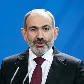 Власти Армении ввели военное положение и объявили всеобщую мобилизацию